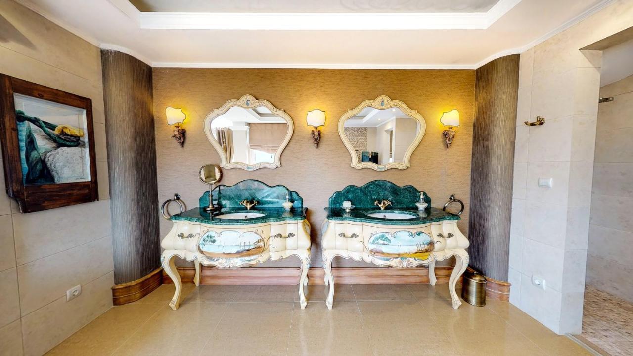Luxury Villa Allure Dhafnes Extérieur photo