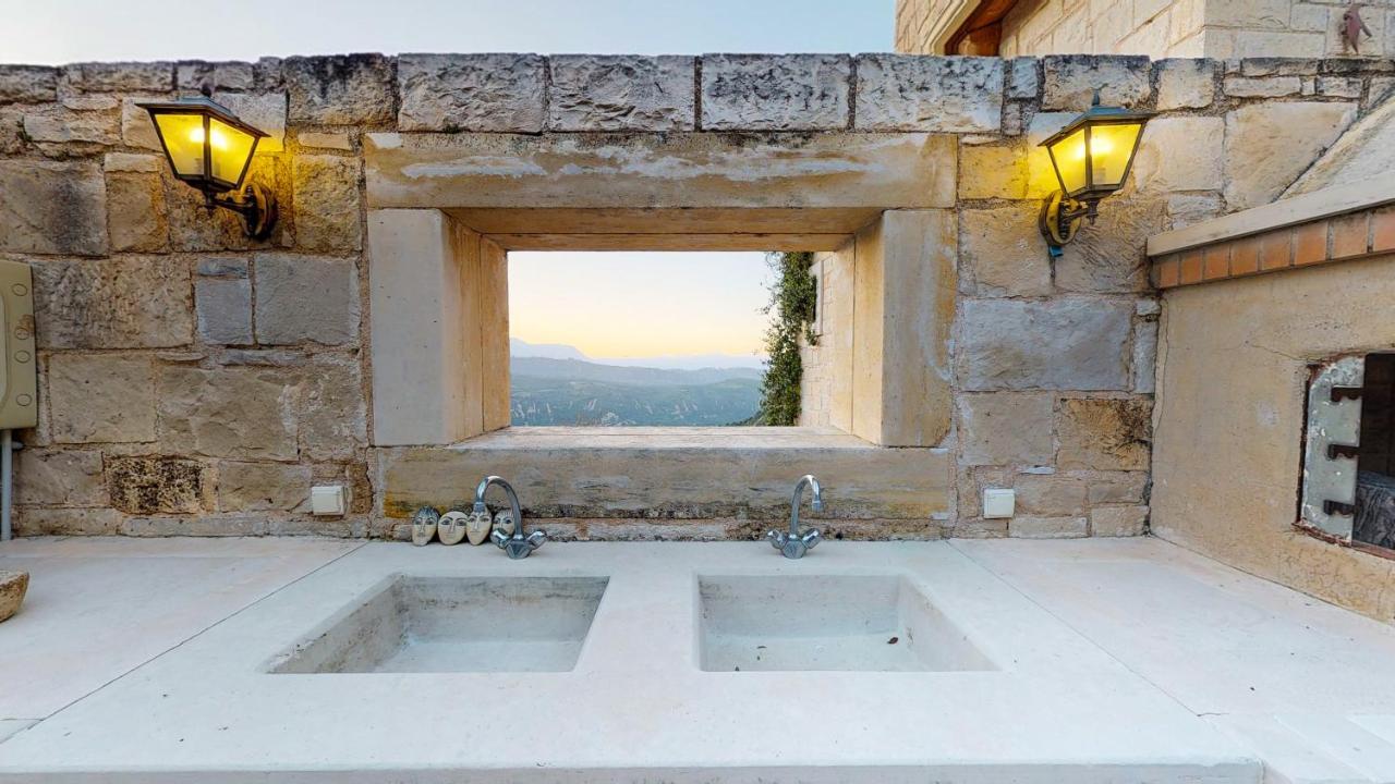 Luxury Villa Allure Dhafnes Extérieur photo
