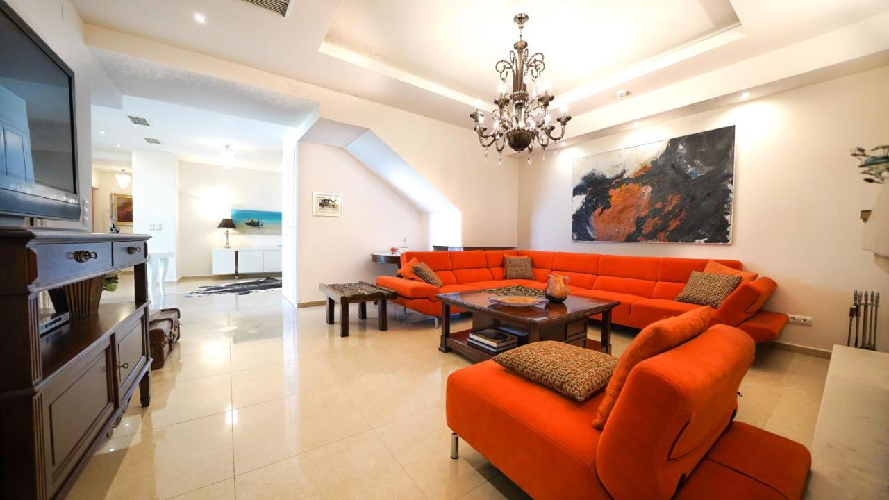 Luxury Villa Allure Dhafnes Extérieur photo