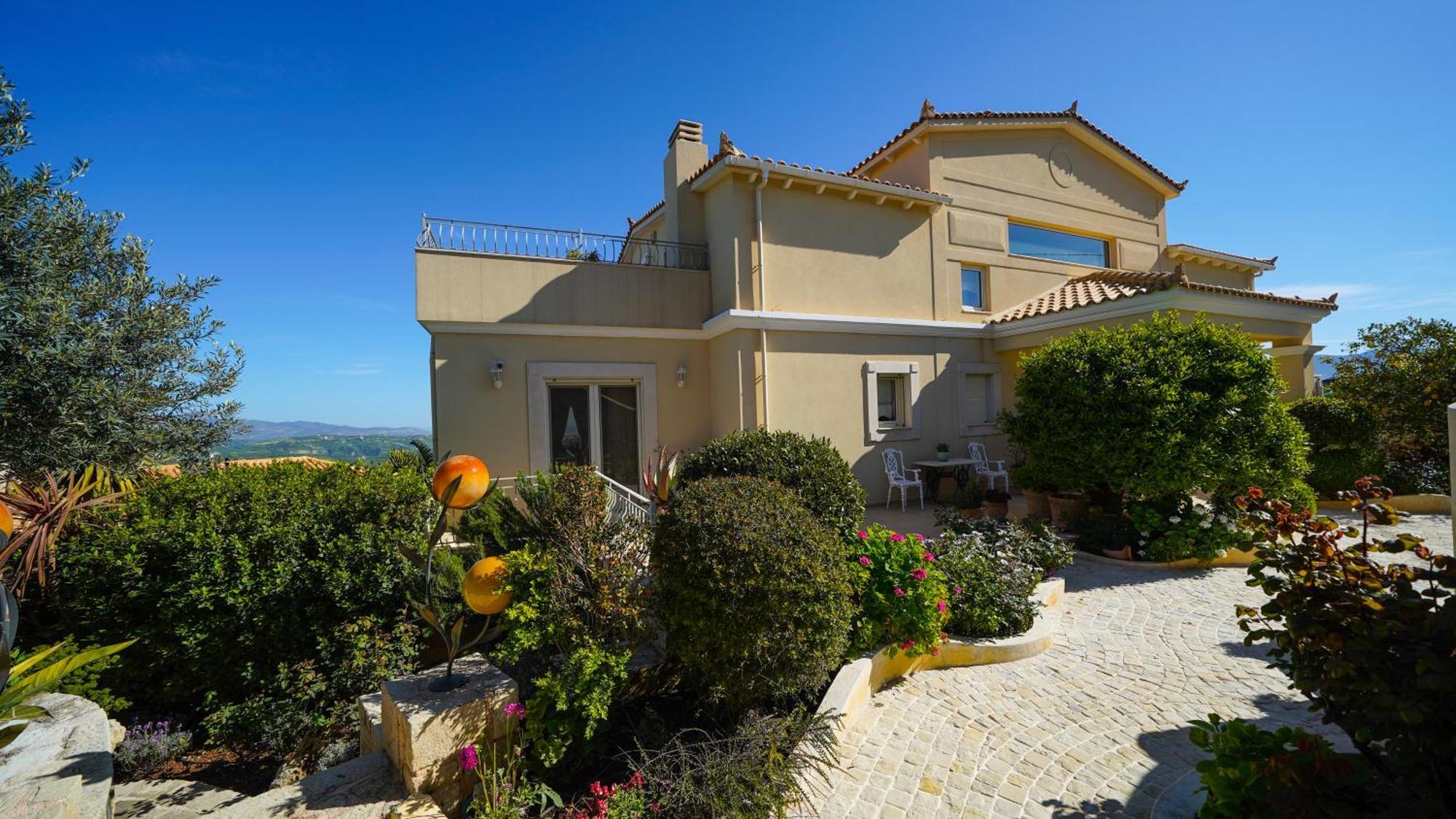 Luxury Villa Allure Dhafnes Extérieur photo
