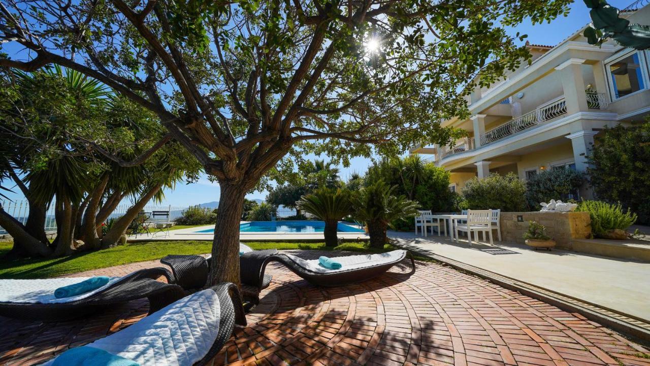 Luxury Villa Allure Dhafnes Extérieur photo